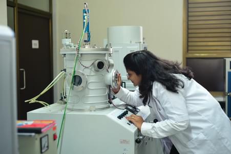 PDEU Laboratory photo 1